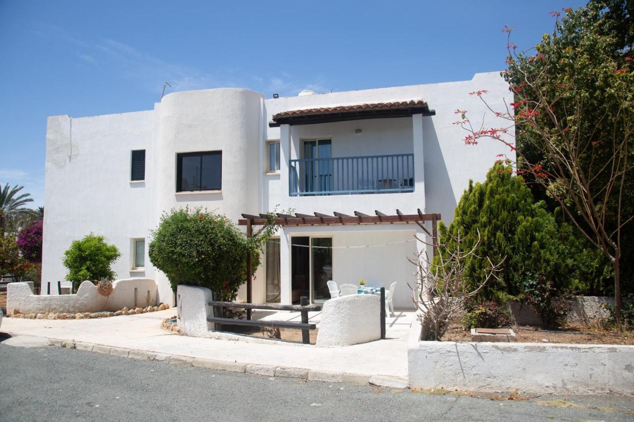 Always Welcome! Near Beach, Cml Swimming Pool Paphos Exterior photo