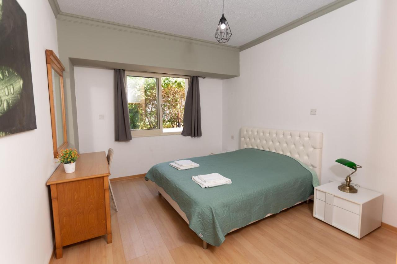 Always Welcome! Near Beach, Cml Swimming Pool Paphos Exterior photo